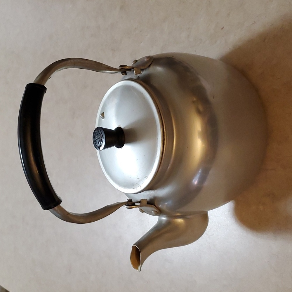 Vintage Nitto Japan Aluminum Tea Kettle with Vented lid,  Bakelite swing handle.